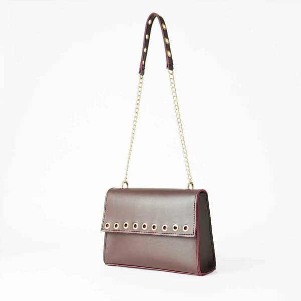 Brown The Best Women's Chain Bags for Every Occasion 577